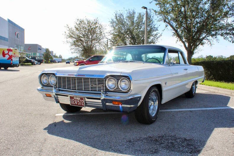 Chevrolet-Impala-Break-1964-White-Black-57407-7