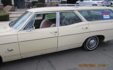 Chevrolet-Impala-Break-1968-Yellow-Brown-0-3