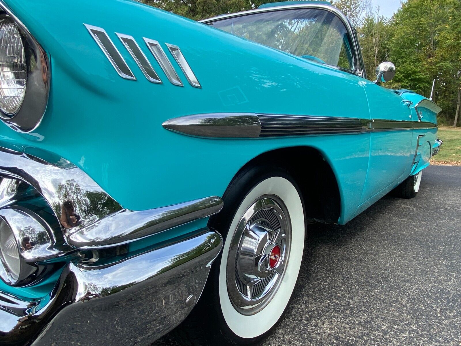 Chevrolet-Impala-Cabriolet-1958-Turquoise-Turquoise-and-Gray-Tri-Color-128876-12