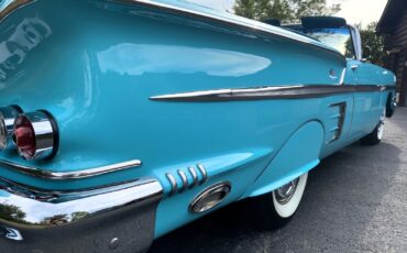 Chevrolet-Impala-Cabriolet-1958-Turquoise-Turquoise-and-Gray-Tri-Color-128876-13