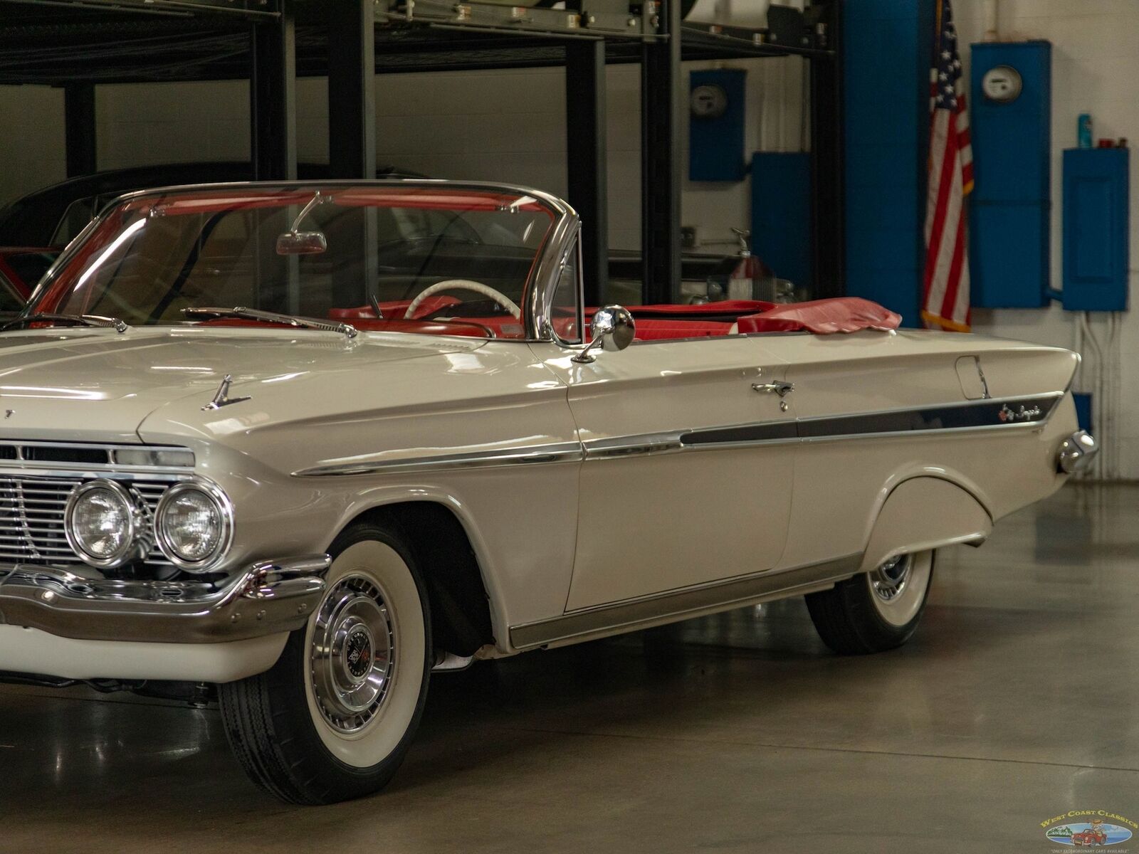 Chevrolet-Impala-Cabriolet-1961-White-119402-8