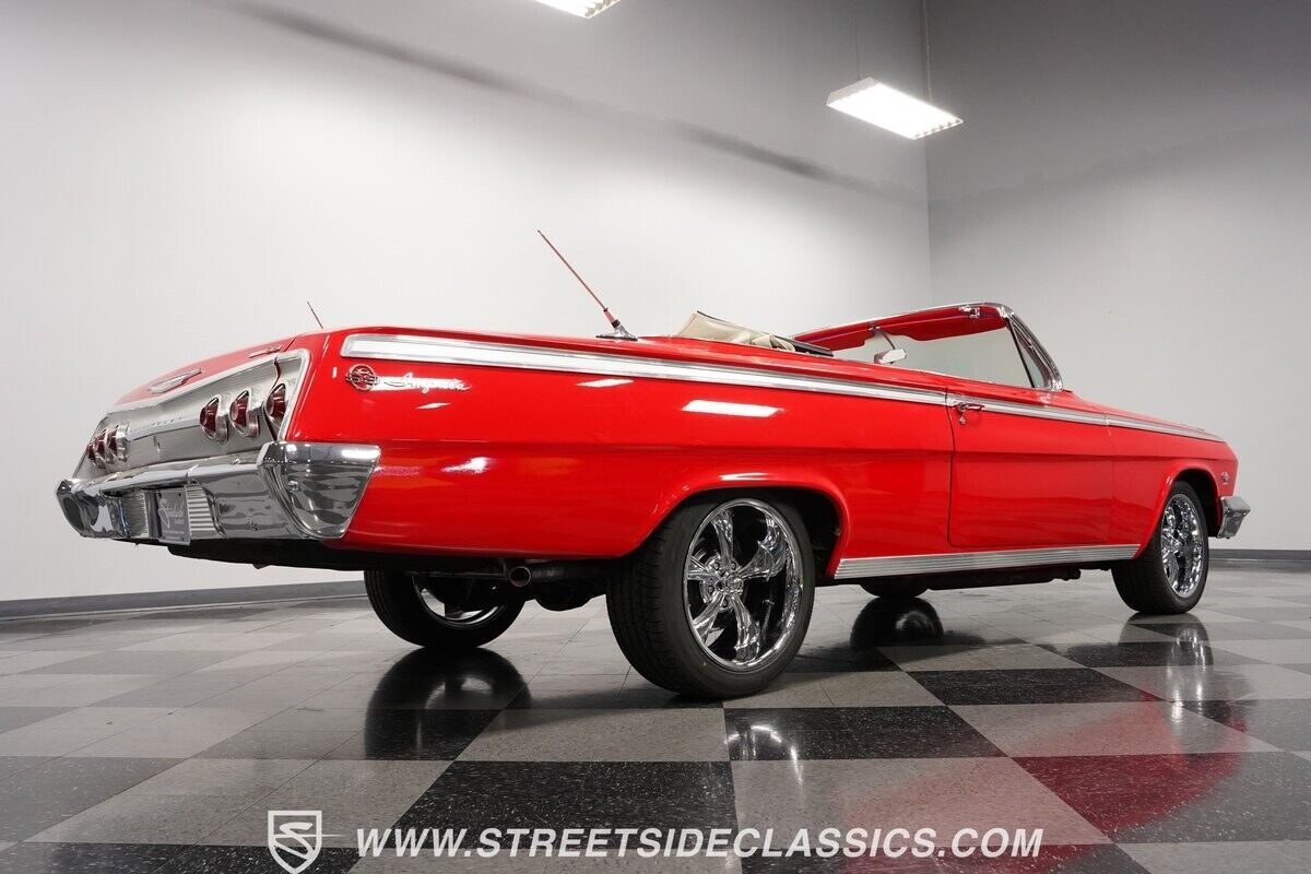 Chevrolet-Impala-Cabriolet-1962-Red-Red-133265-27