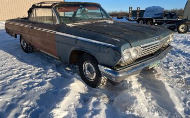 Chevrolet-Impala-Cabriolet-1962-Yellow-99999-2