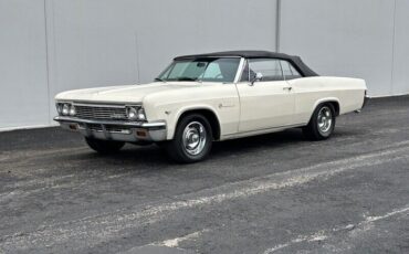 Chevrolet-Impala-Cabriolet-1966-Cream-Black-174213-14