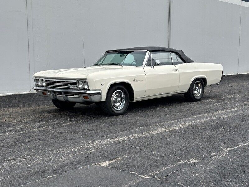 Chevrolet-Impala-Cabriolet-1966-Cream-Black-174213-14