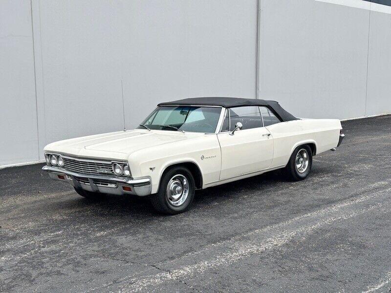 Chevrolet-Impala-Cabriolet-1966-Cream-Black-174213-16