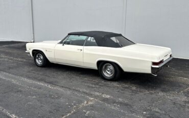 Chevrolet-Impala-Cabriolet-1966-Cream-Black-174213-24