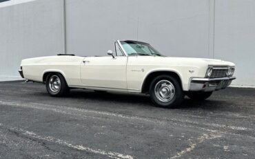 Chevrolet-Impala-Cabriolet-1966-Cream-Black-174213-29