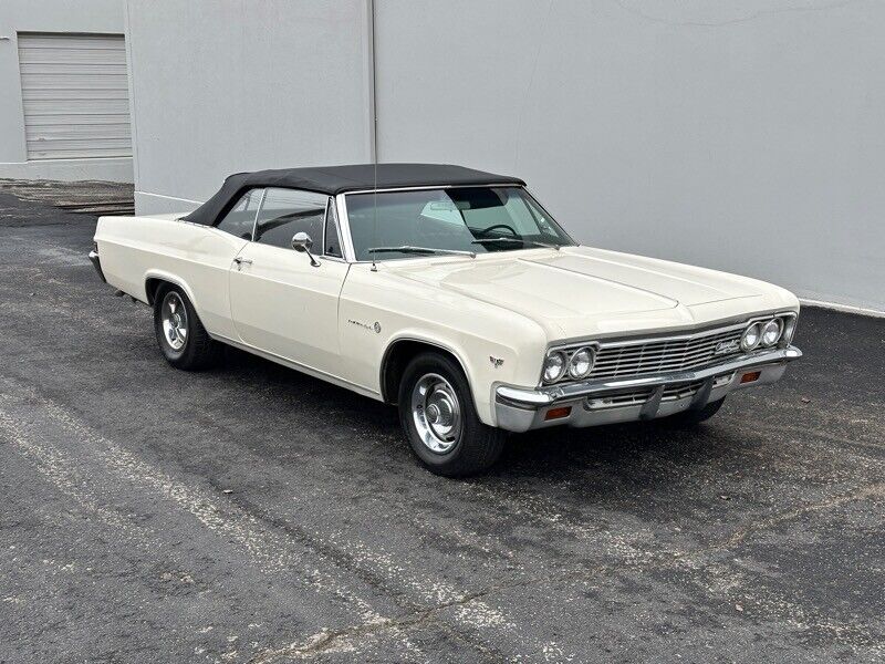 Chevrolet-Impala-Cabriolet-1966-Cream-Black-174213-3