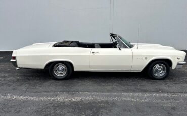 Chevrolet-Impala-Cabriolet-1966-Cream-Black-174213-32