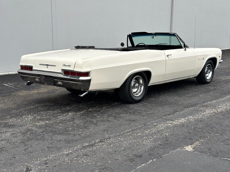 Chevrolet-Impala-Cabriolet-1966-Cream-Black-174213-34