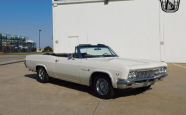 Chevrolet-Impala-Cabriolet-1966-White-Black-13266-9