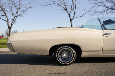 Chevrolet-Impala-Cabriolet-1967-Gold-Black-3061-9