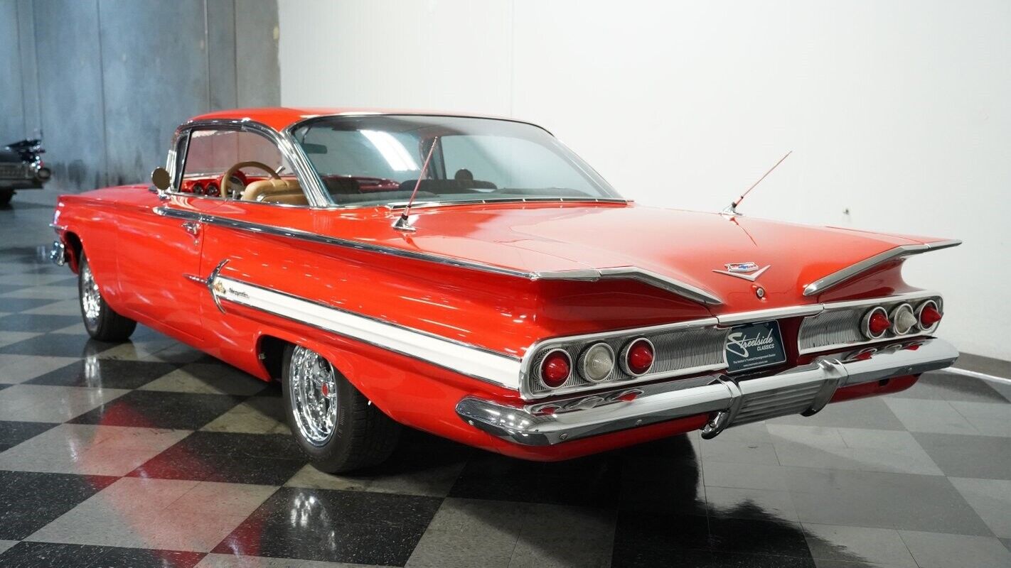 Chevrolet-Impala-Coupe-1960-Red-Tan-121024-8