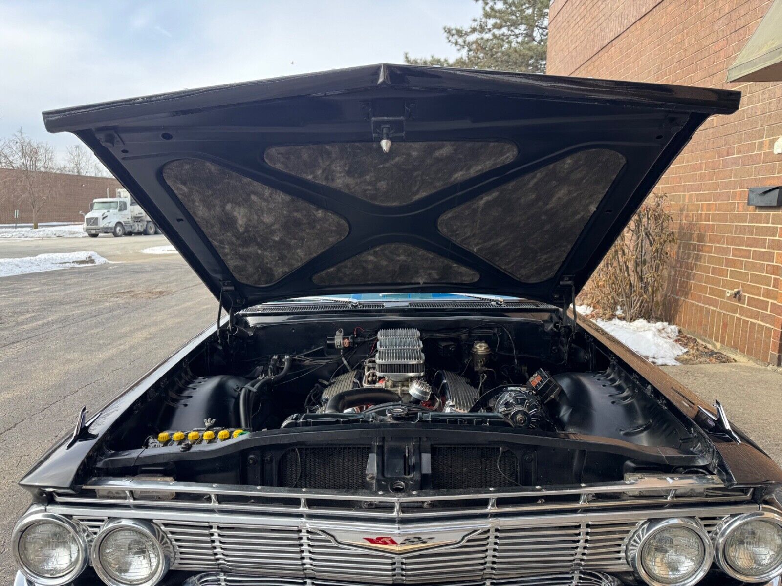 Chevrolet-Impala-Coupe-1961-Black-Blue-70452-16