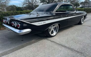 Chevrolet-Impala-Coupe-1961-Black-Gray-1609-11