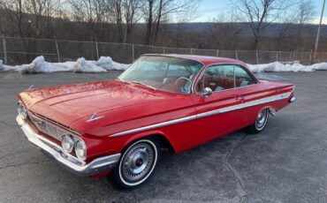 Chevrolet-Impala-Coupe-1961-Red-Red-157498-1