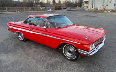 Chevrolet-Impala-Coupe-1961-Red-Red-157498-12