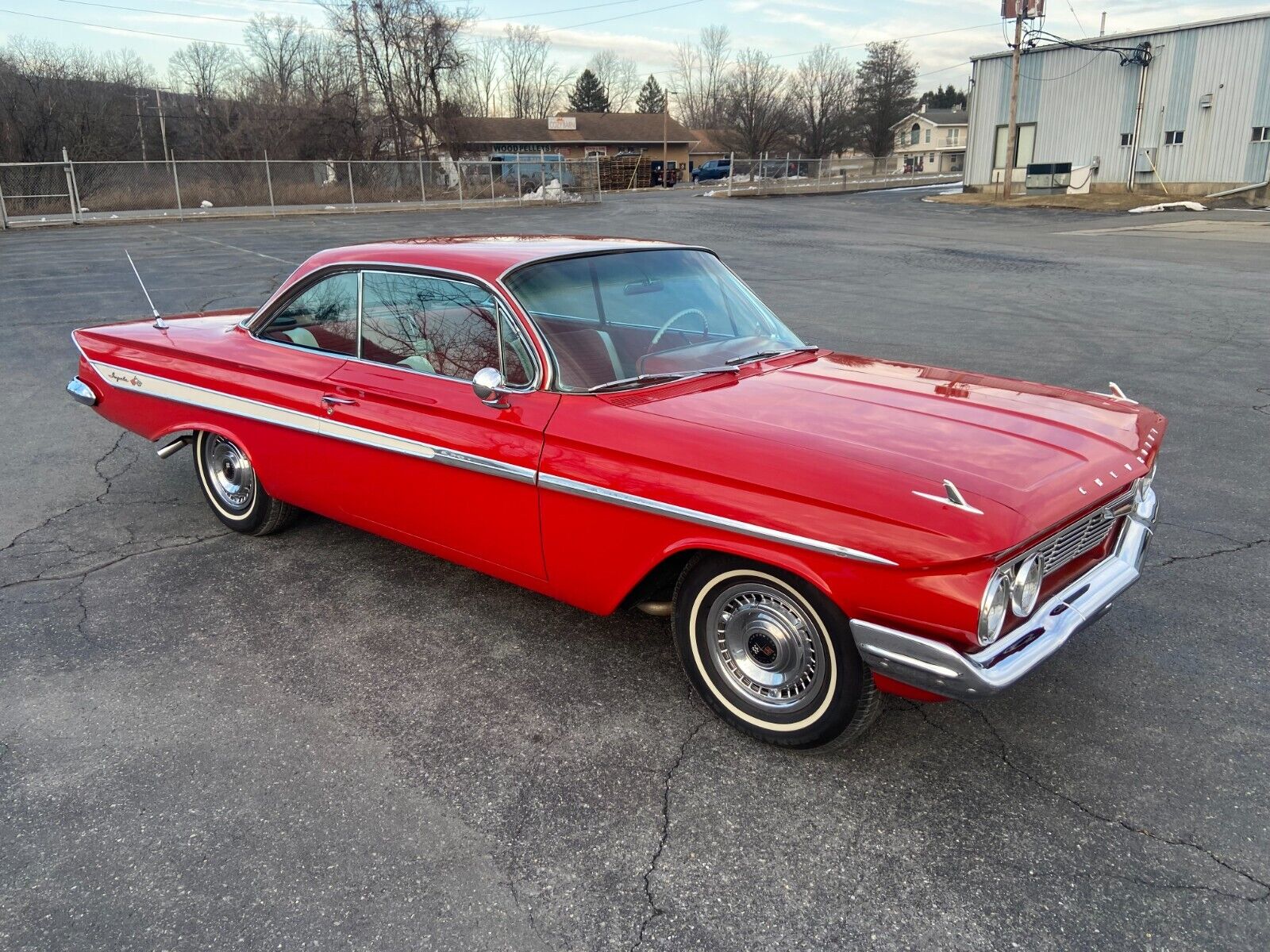 Chevrolet-Impala-Coupe-1961-Red-Red-157498-12