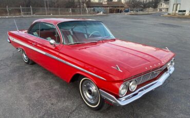 Chevrolet-Impala-Coupe-1961-Red-Red-157498-13