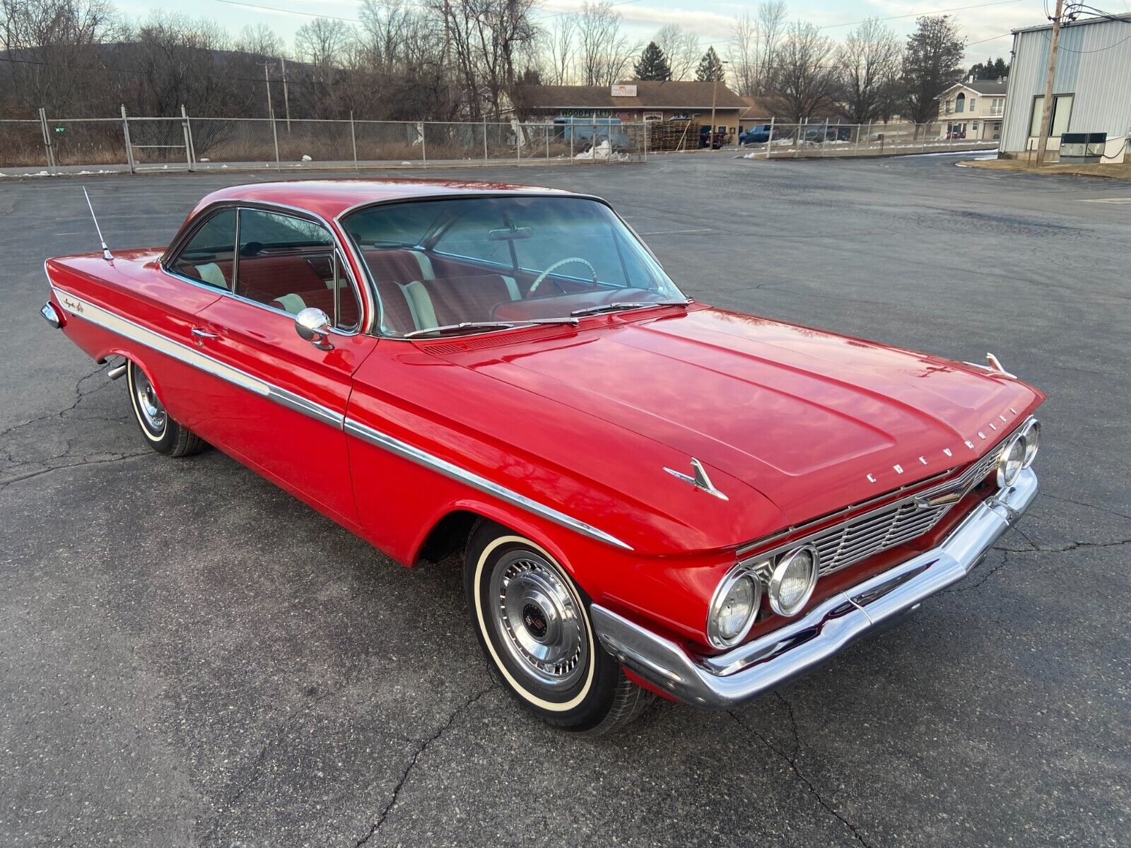 Chevrolet-Impala-Coupe-1961-Red-Red-157498-13