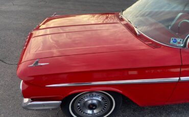 Chevrolet-Impala-Coupe-1961-Red-Red-157498-14