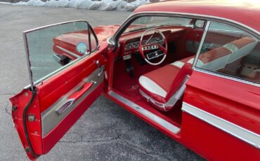 Chevrolet-Impala-Coupe-1961-Red-Red-157498-22