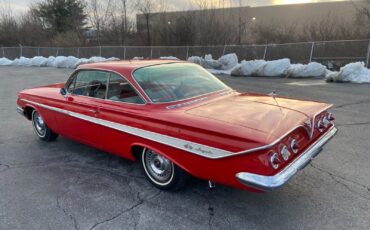 Chevrolet-Impala-Coupe-1961-Red-Red-157498-6