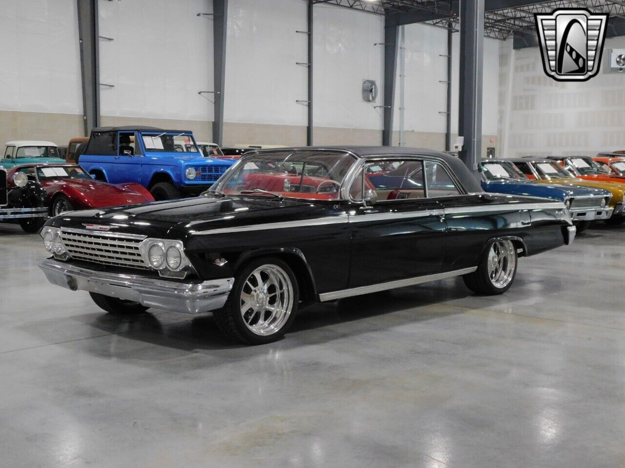 Chevrolet-Impala-Coupe-1962-Black-Red-16093-2