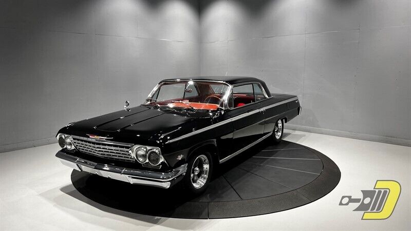 Chevrolet-Impala-Coupe-1962-Black-Red-40234-15