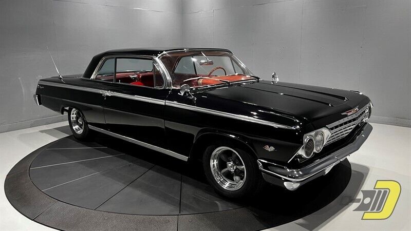 Chevrolet-Impala-Coupe-1962-Black-Red-40234-23