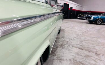 Chevrolet-Impala-Coupe-1962-Green-Green-0-31