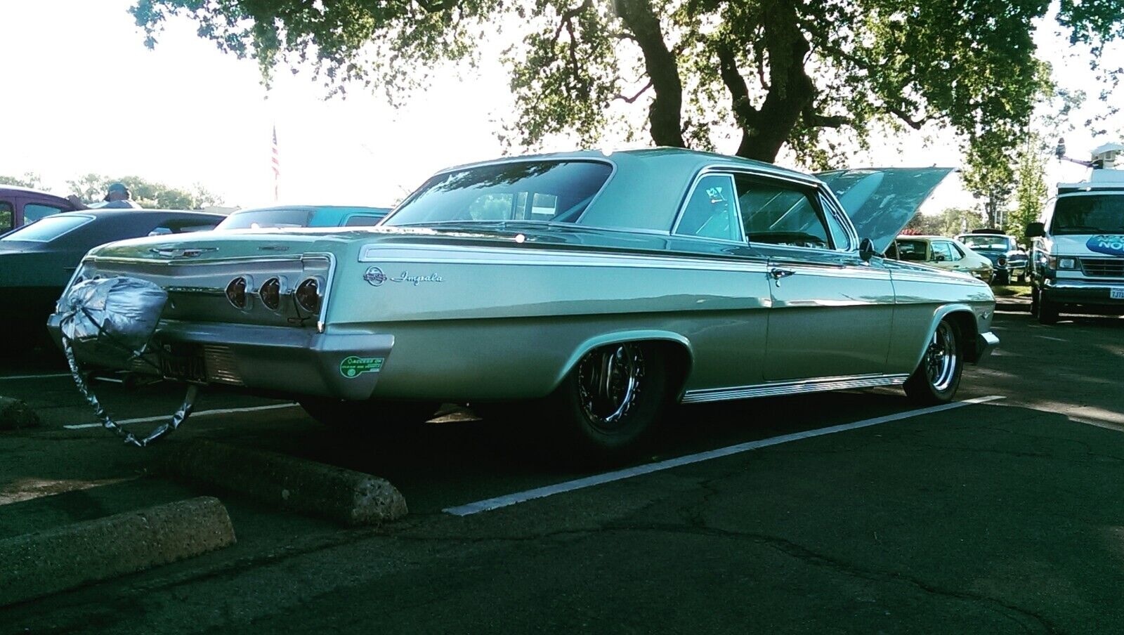 Chevrolet-Impala-Coupe-1962-Green-Green-2414-24