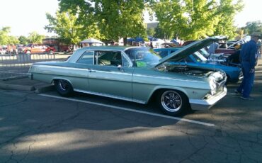 Chevrolet-Impala-Coupe-1962-Green-Green-2414-28