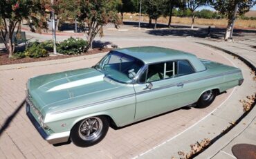 Chevrolet-Impala-Coupe-1962-Green-Green-2414-7