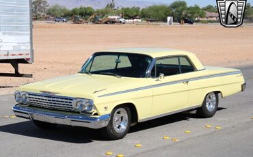 Chevrolet-Impala-Coupe-1962-Yellow-Black-43388-4