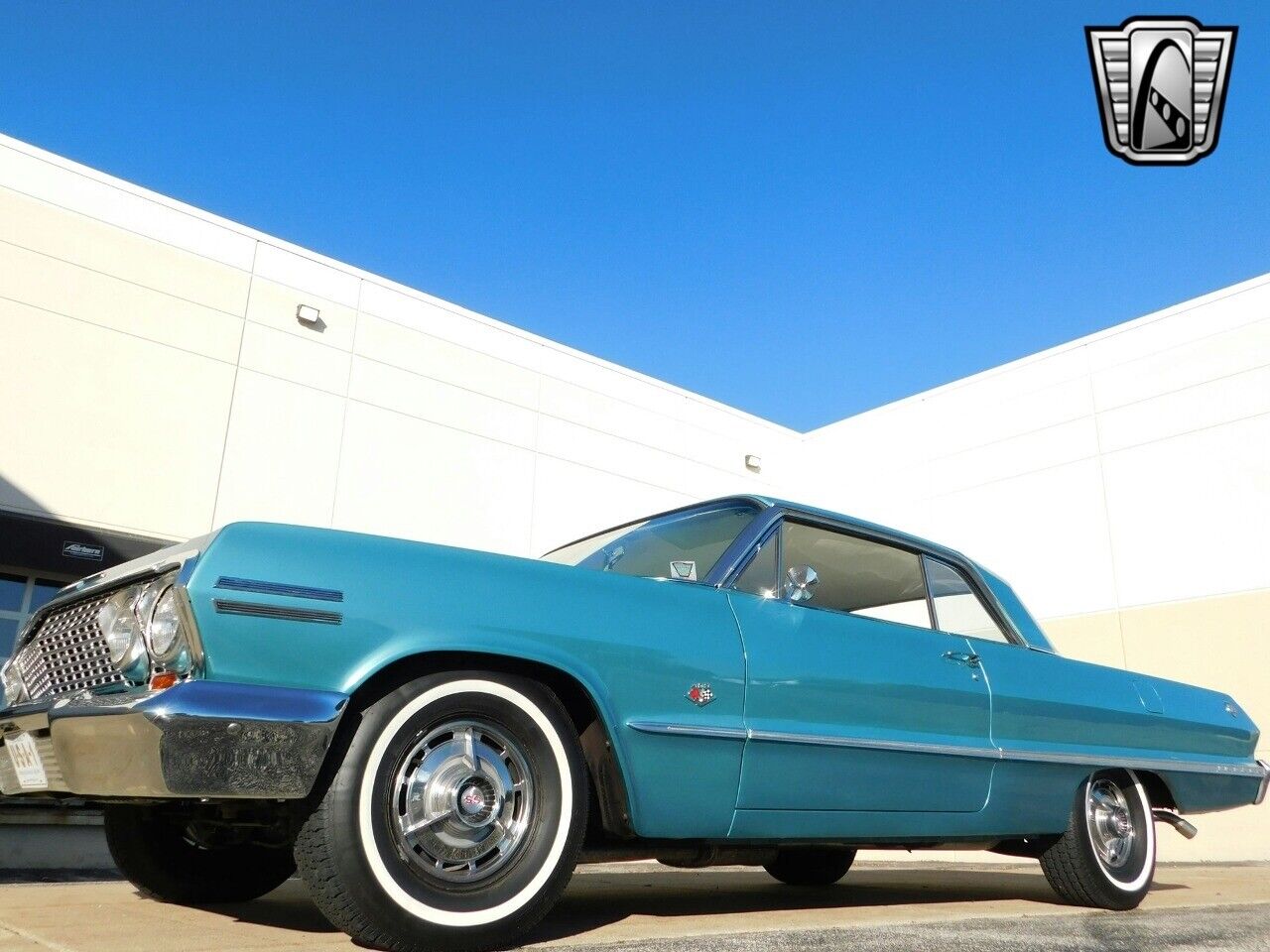 Chevrolet-Impala-Coupe-1963-Green-White-57143-6