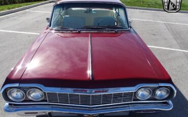 Chevrolet-Impala-Coupe-1964-Burgandy-White-104137-10