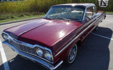 Chevrolet-Impala-Coupe-1964-Burgandy-White-104137-2