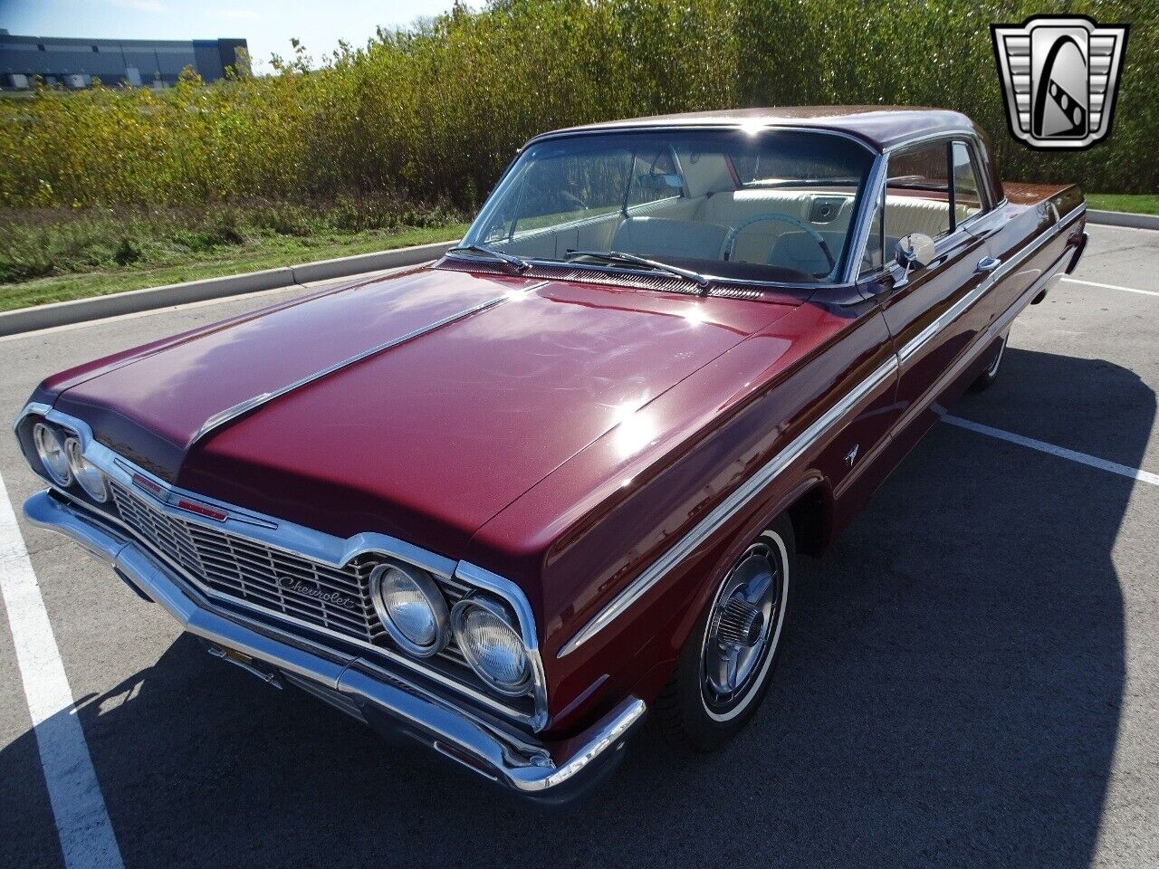 Chevrolet-Impala-Coupe-1964-Burgandy-White-104137-2