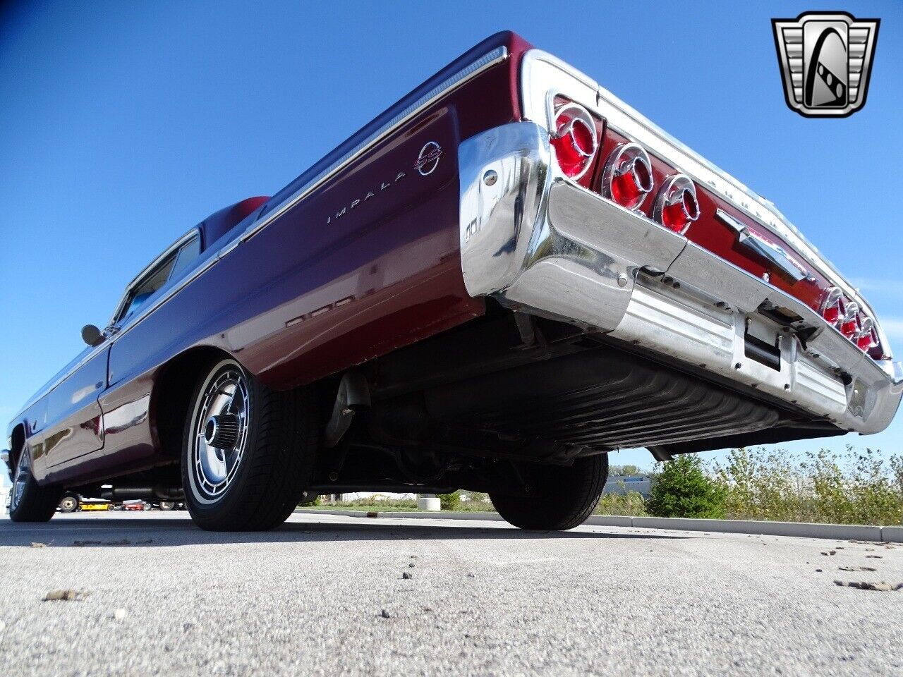 Chevrolet-Impala-Coupe-1964-Burgandy-White-104137-5