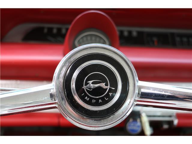 Chevrolet-Impala-Coupe-1964-Red-White-109653-32