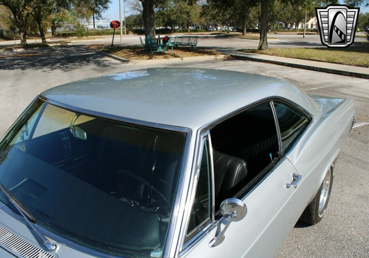 Chevrolet-Impala-Coupe-1965-Silver-Black-53181-10