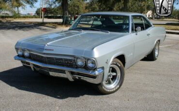 Chevrolet-Impala-Coupe-1965-Silver-Black-53181-4