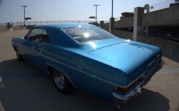 Chevrolet-Impala-Coupe-1966-Blue-Blue-144649-3