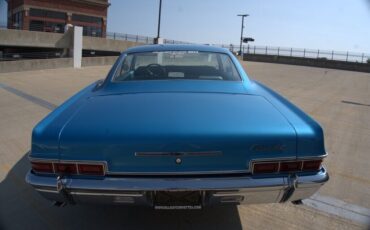 Chevrolet-Impala-Coupe-1966-Blue-Blue-144649-4