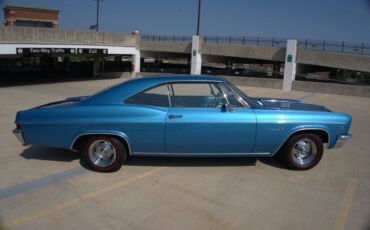 Chevrolet-Impala-Coupe-1966-Blue-Blue-144649-6