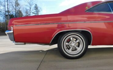 Chevrolet-Impala-Coupe-1966-Red-Black-12173-11