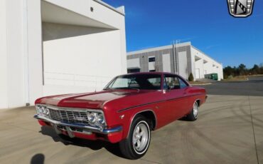 Chevrolet-Impala-Coupe-1966-Red-Black-12173-4