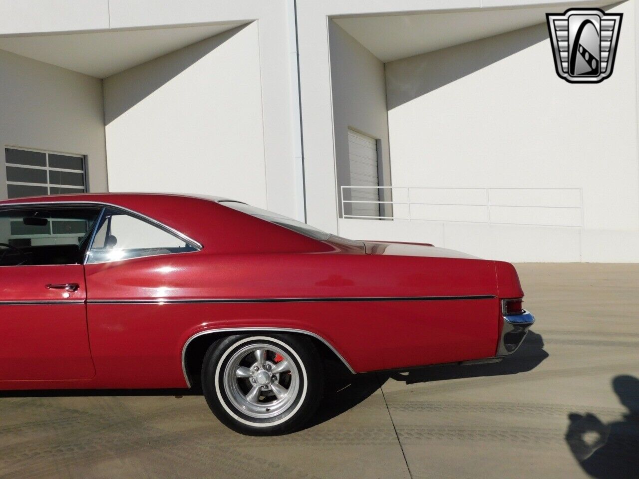 Chevrolet-Impala-Coupe-1966-Red-Black-12173-7